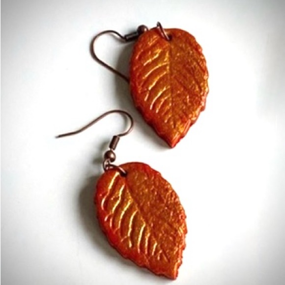 Red Leaf Earrings - Picture 1 of 1